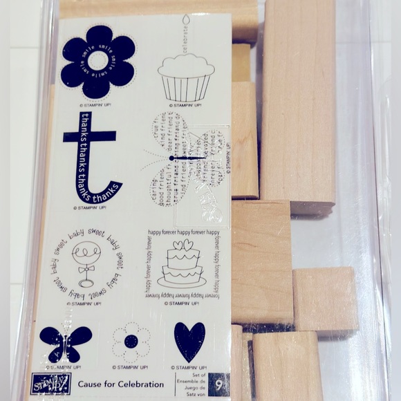 Stampin’ Up! 2 Stamp sets, ❤️ 🌸 🌺 etc. & 1 of the sets has never been used - Picture 2 of 5